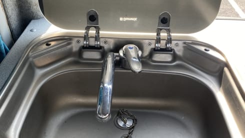 Bluey – 2 berth VW Campervan 