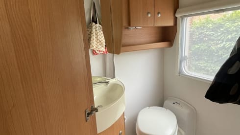 Unser Knaus Haus – 6-7p Knaus Alcove from 2008