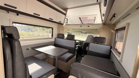Great Scottish Cruiser – Caravane Fiat 7 couchages avec alcôve à partir de 2021