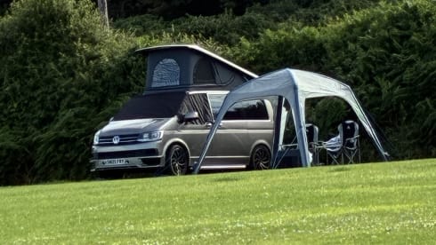 KOJI – 4 berth Volkswagen campervan from 2016