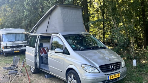 4p Mercedes-Benz campervan from 2007