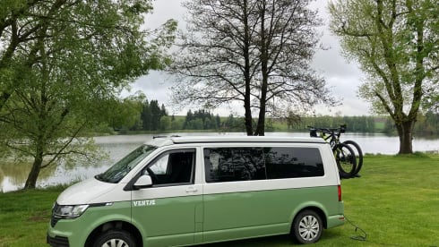Ventje Avocado – Guy Avocado '24; 4p Volkswagen camper van from 2024