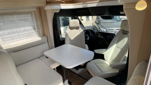 2p Hymer semi-integrated from 2021