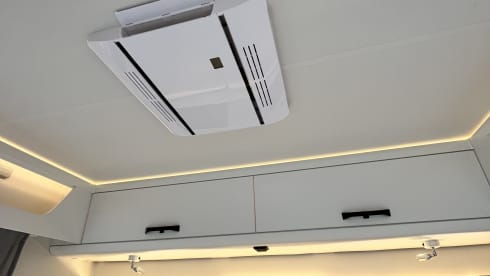 Starlink – **May Promotion** 4p Sunlight T670s Semi-integrated Automatic