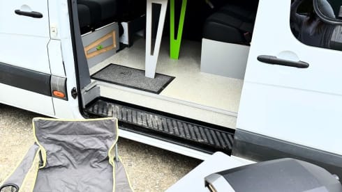 LWB – 4-5 berth Mercedes-Benz Sprinter 2013