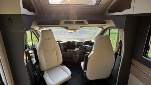 Autotrail Excel 620G with Pop Top Roof