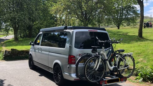 Silvy – 4 berth Volkswagen campervan from 2016