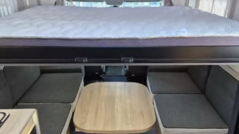 4p Chausson semi-integrated uit 2025