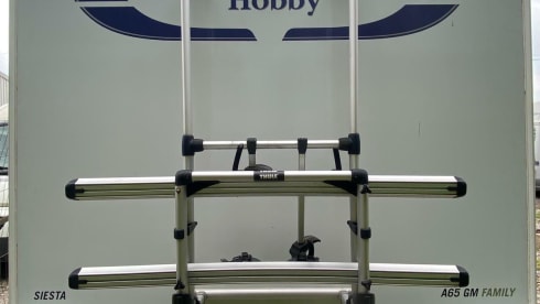 GLYNIS – HOBBY SIESTA DE LUXE A65GM 6 BERTH