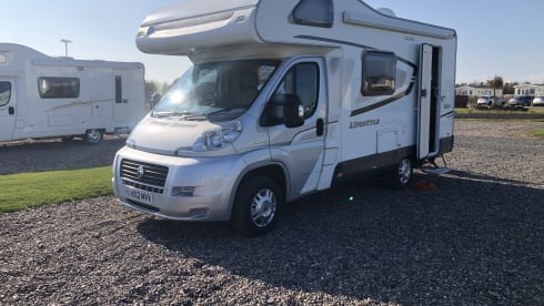 Jess – 5 berth Fiat Swift Lifestyle 624