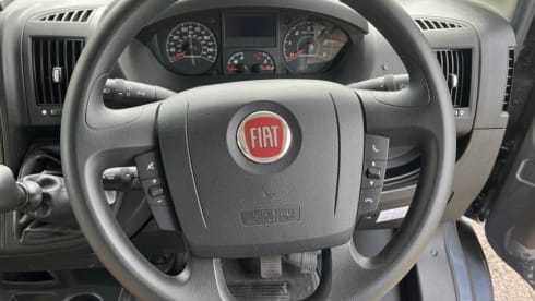 Annie T – 6 berth Autotrail alcove from 2018