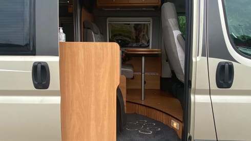 Lovely complete apartment on wheels