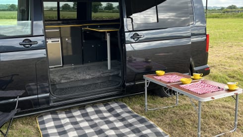 Big Boy – Volkswagen Transporter T30 - Top Spec 