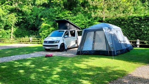 Nessa – 4 berth VW camper