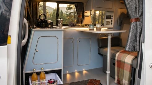 Skye – 4-persoons automatische Toyota campervan 