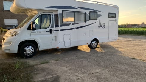 Rimor – Fully equipped camper with every comfort !!