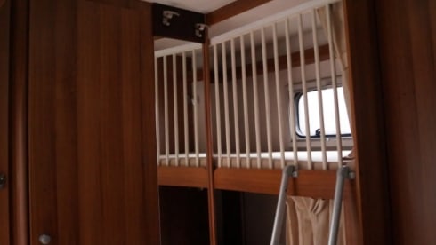 Adventurous family camper with the extra option of a trailer