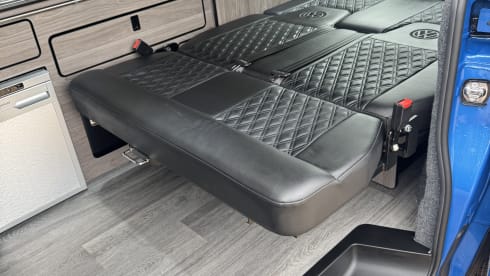 Volkswagen campervan met 4 slaapplaatsen vanaf 2025