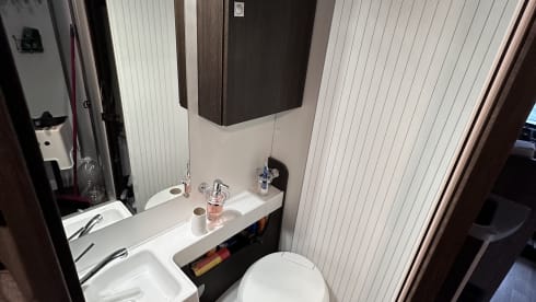 Dreammobile – 5p Benimar semi-integrated from 2021