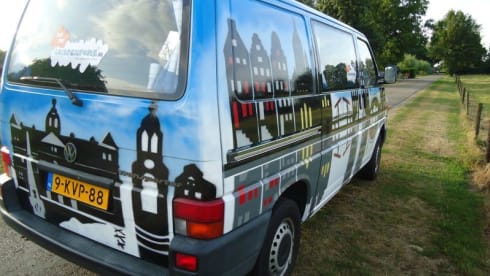 Amsterdam – Amsterdam - Cozy and robust VW T4 campervan