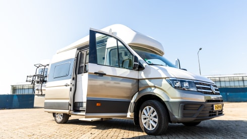 Alf – 4p Volkswagen bus from 2022