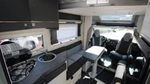 Challenger 4 seats for relaxed travelling