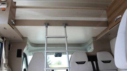 Little John – Our Luxury 2021 6 berth, Fixed Bed