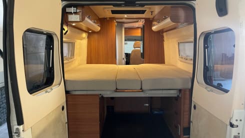 Adria Twin SLX, bed length, km free, (e-bike) bicycle carrier 