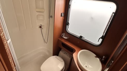 Airco camper – 4p McLouis semi-integrated from 2010