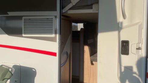 4p Sunlight semi-integrated from 2021