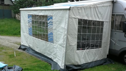 B674sl maxi winter – 2p Hymer integrated from 2006