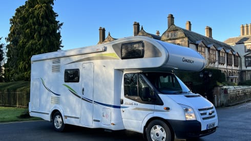 Havana – 6 birth Motorhome Fully INSURED and Equipped + breakdown cover