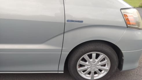 Alphie Hybrid&LPG – 2 Berth Toyota Alphard Hybrid&LPG