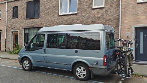 4-seater Ford bus from 2013