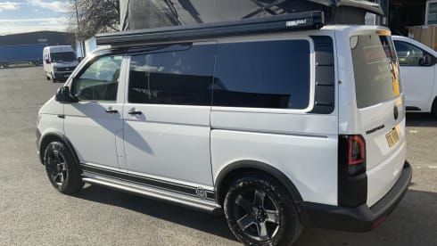 SWAMPER  – VW T6 SWB 4 BIRTH CAMPER VAN 