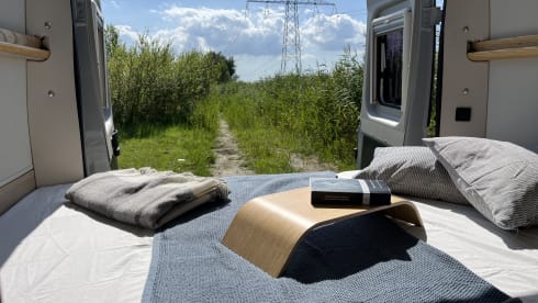 Vini  – Prachtige jonge luxe 4-persoons buscamper met airco