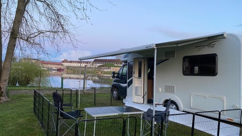 Bertha – 4 berth Bailey complete with secure dog pen