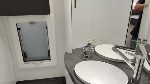 Mobile-Home –  Nordic Edition 627GA Sky Ford 170 AUTOMAAT uit 2025 