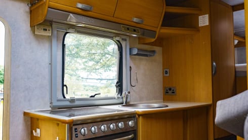 Roxy – 6 berth Rimor Europeo