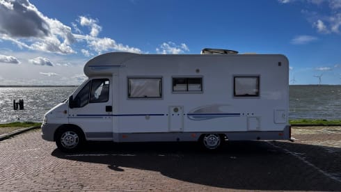 jackey – ADRIA MOBIL