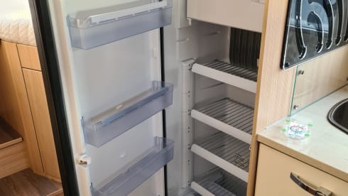Bürstner – 4p Bürstner semi-integrated from 2018