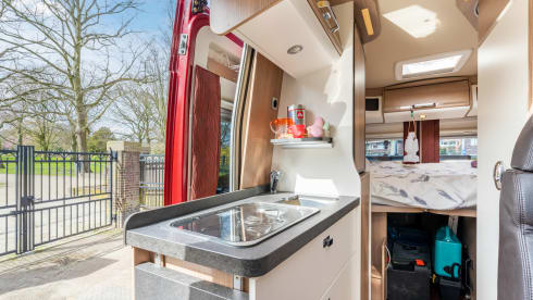Bus camper Malibu 600 DB GT in perfect condition for 2 persons (Sdam)