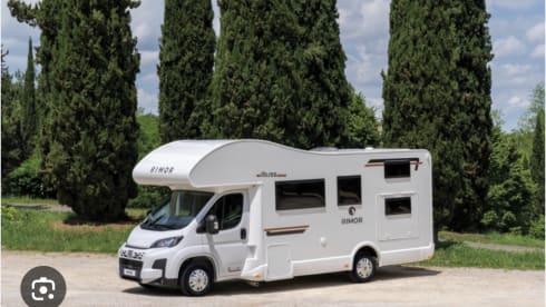 Bobbie – 6p Rimor alcove uit 2025