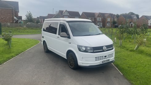 4 berth Volkswagen campervan from 2018