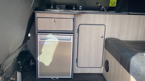 Milan the Van – 5 berth Volkswagen campervan