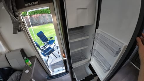4p Mobilhome (built in 2023) - Automatic - fully equipped - Full option