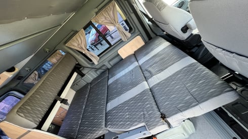 Nugget – 4p Westfalia bus from 2008