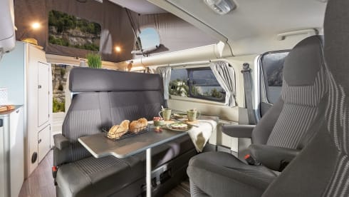 Mighty Five – Rent a campervan Ford Nugget via Goboony (185 HP, year 2020, Westfalia)
