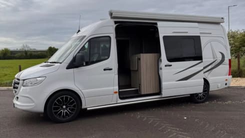 4 berth Mercedes-Benz campervan from 2019