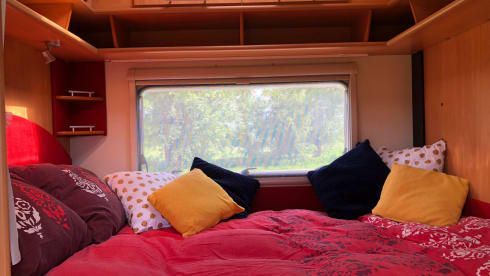 Camper Coby – 6p Bergland Alcove from 2010, especially for tall people!